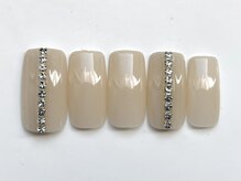ジェミーネイル イケブクロ(Jemiy nail ikebukuro)/ベージュストーン￥7000