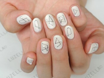ルズ エラ プライベートネイルサロン(Luz ella private nail salon)/幾何学模様♪