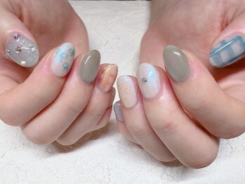 コーシェリ(koselig)/落書きネイル