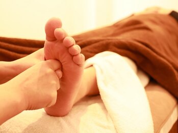 らくだリラクゼーション 西宮の写真/【アロマオイルマッサージ60分¥5700】あなただけの癒し空間。リラックスできる個室でご褒美時間を…♪