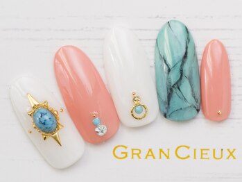 クアトログランシュ 青葉台(QUATRO×GranCieux)/夏色大理石ネイル／8500円