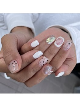 トータルサロン 白べぇーっ プラス/ホワイトネイル♪