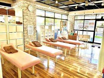 ゼロスポ鍼灸 整骨院 別府/統一感のある店舗雰囲気