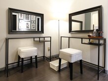 ハーニーズ(HARNEYS)/【待合】ご案内・お会計