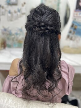 エムアイ 六本木(Mi)/ハーフアップ