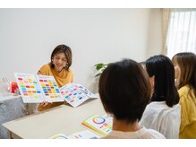 シルビア イン ザ メドー(Silvia in the meadow)/色彩レッスンで通学も可能！