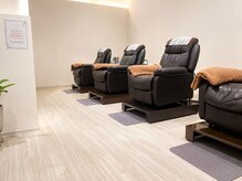 アイラッシュサロン ブラン イオンモール四條畷店(Eyelash Salon Blanc)の雰囲気（落ち着いた空間で、ゆったり寛ぎながら理想の目元へ導きます！）
