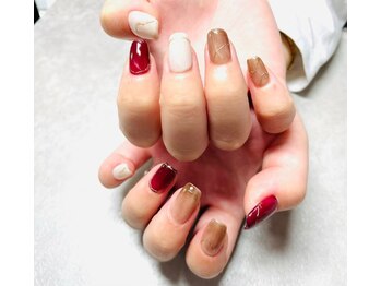 プラス デ ネイル(+ de nail)/ハンド☆つけ放題 9,350円~