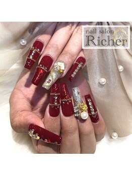 エスフィーネイルサロン リシェル(Esfy nailsalon Richer)/赤×ゴールドネイル