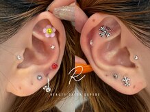 アール ビューティーサロンスパーブ(R BEAUTY SALON SUPERB)/耳つぼジュエリー10粒選び放題