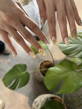 ナナ(nana)/持ち込み/ニュアンス/韓国ネイル