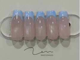 マグネット水色フレンチネイル