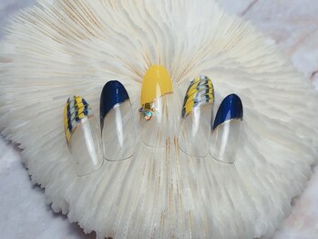 フローラ(flora)/選べる定額デザイン