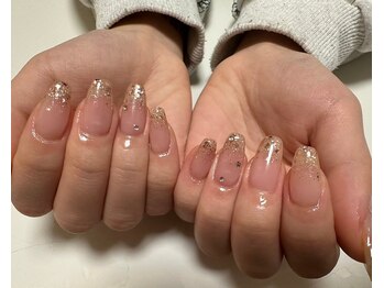 Ray 大阪梅田【パラジェルネイル/フィルイン/マグネット/長さだし/持ち込み】/ミラーネイル/フレンチガーリー