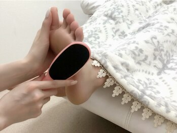 モナリザ 三宮店(MonaLisa)の写真/【角質ケアだけでもOK!足裏まで手を抜かない☆】ネイルができない方もツルツル角質ケアでふんわり足裏に◎