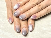 ジュリネイル(JULIE NAIL)/ベージュ×ゴールド