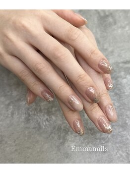 エマ ネイルズ(Emma Nails)の写真/オフィスも日常も◎爪先から叶う、洗練されたシンプルネイル☆丁寧ケアと絶妙な色合いで上品な指先へ！