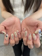 ロミー(Rommy)/キラキラストーンネイル