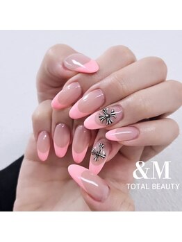 アンドエム(&M)/フレンチネイル＋300円パーツ
