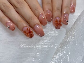 エヌワイ(Ny)の写真/大人上品なデザイン多数♪オフィスで浮かないトレンドネイルや繊細なアートネイルもお任せ！新規オフ無料◎