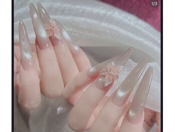 エイチベイビー(H.baby)の写真/豊富なパーツがつけ放題も魅力の一つ♪いろんなモチーフをまるで指先に宝石箱を閉じ込めたような美しさも。