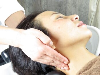 頭と首と顔のマッサージ パチューカ(PACHUCA)/癒しのヘッドスパ