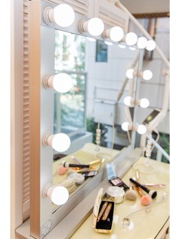 ハリウッドミラー(Hollywood mirror)/