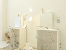 ドットアイサロン(.i salon)の雰囲気（メイク直しスペースもあるので施術後の予定も◎）