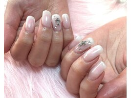 クロムハーツ風ネイル/白ネイル