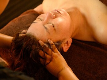 ハウオリ(hauoli)の写真/全身脱力できる、癒しのドライヘッドスパをご提供いたします♪頭のマッサージで目の疲れや頭痛とサヨナラ★