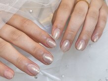 ワンハンドレッドプラス(100+)/ホワイトミラーニュアンスネイル