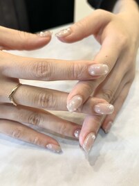 上品パールで大人ネイル