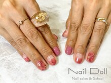 ネイルドール(Nail Doll)/くすみピンクでシンプルに