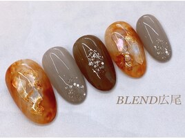 秋冬トレンドニュアンスネイル