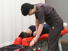 信愛整骨院/猫背、巻肩も解決！