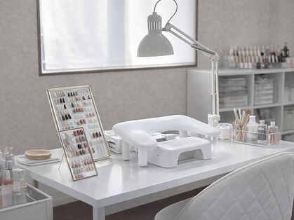 ネイルソファ 木津(nail sofa)の写真