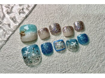 クレッシェレ(crescere)の写真/【フットネイル￥4900～】豊富な200種類のカラーで足元も華やかに★季節限定collectionもおすすめ！