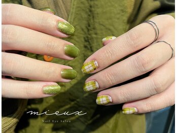 ミュー(mieux)/チェックネイル