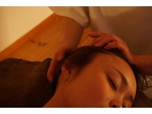 小顔・ドライヘッドスパ専門店 隠れ家cuco【クコ】/ヘッドスパ/マッサージの様子