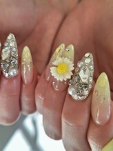 ウルステラ(ulstella)/イエロー☆春ネイル