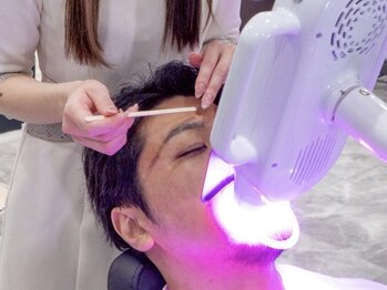 ミダシー 新宿本店/ホワイトニングとヒゲ脱毛/眉毛