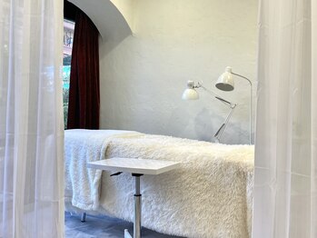 ティンバーネイルアンドアイラッシュ(Timber)/半個室アイブース