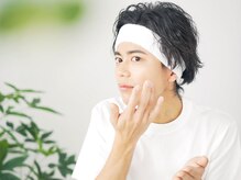 アイケアー(EYE CARE)/顔のテカりやカサつきは絶対NG