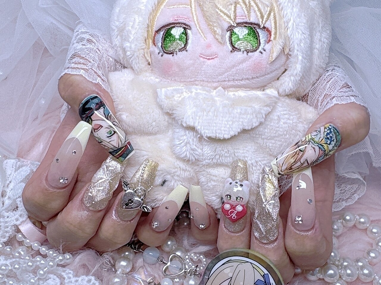 2025年-2026年冬トレンド】イエロー スーパーロングのネイルデザイン集