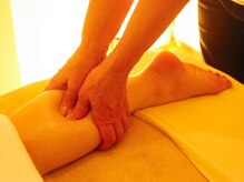 神戸元町爽快館の雰囲気(ふくらはぎがパンパンに張っている方に!ブーツの似合う足に★)