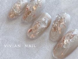 ニュアンス　透明感　ネイル