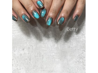 ベティー(Betty)の写真