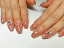 リアン 大宮(Rian)/上品チーク/ラメグラ/ナチュラル