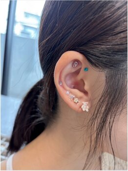 リリー(lily)/耳つぼジュエリー