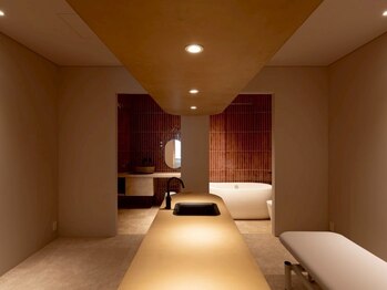 温活ローズ蒸し専門サロン　EmiRe【エミリー】の写真/《巡り癒し整う》を一度に叶えるローズ蒸しテント×全身リンパ。特別な空間で心も身体も満たされる体感を